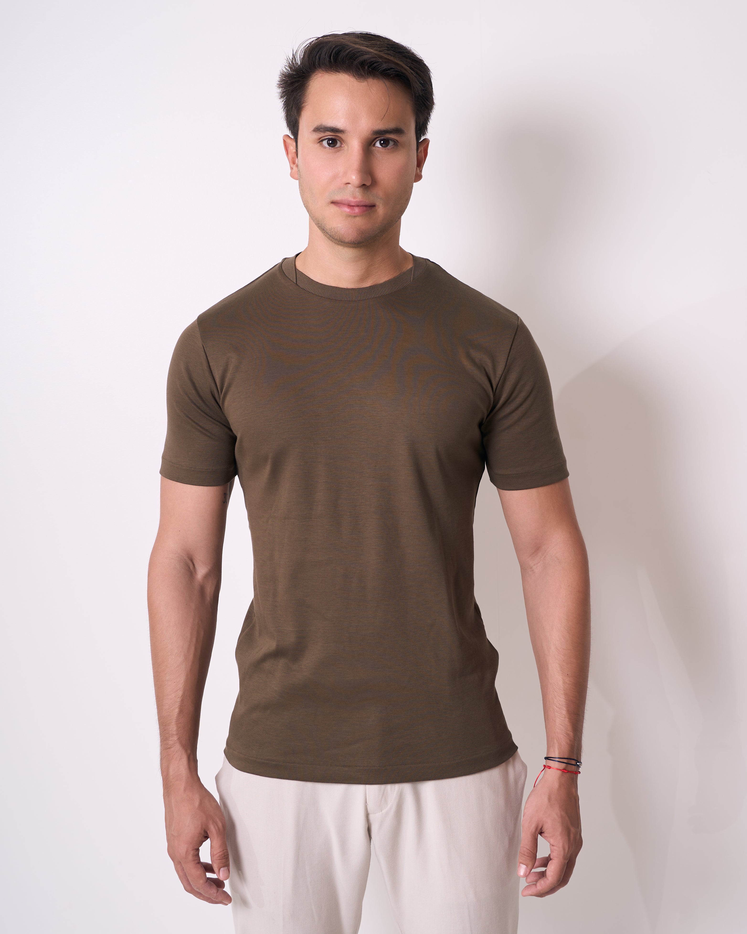 Camiseta Pima - Gola Cruzada Dupla- Verde Oliva