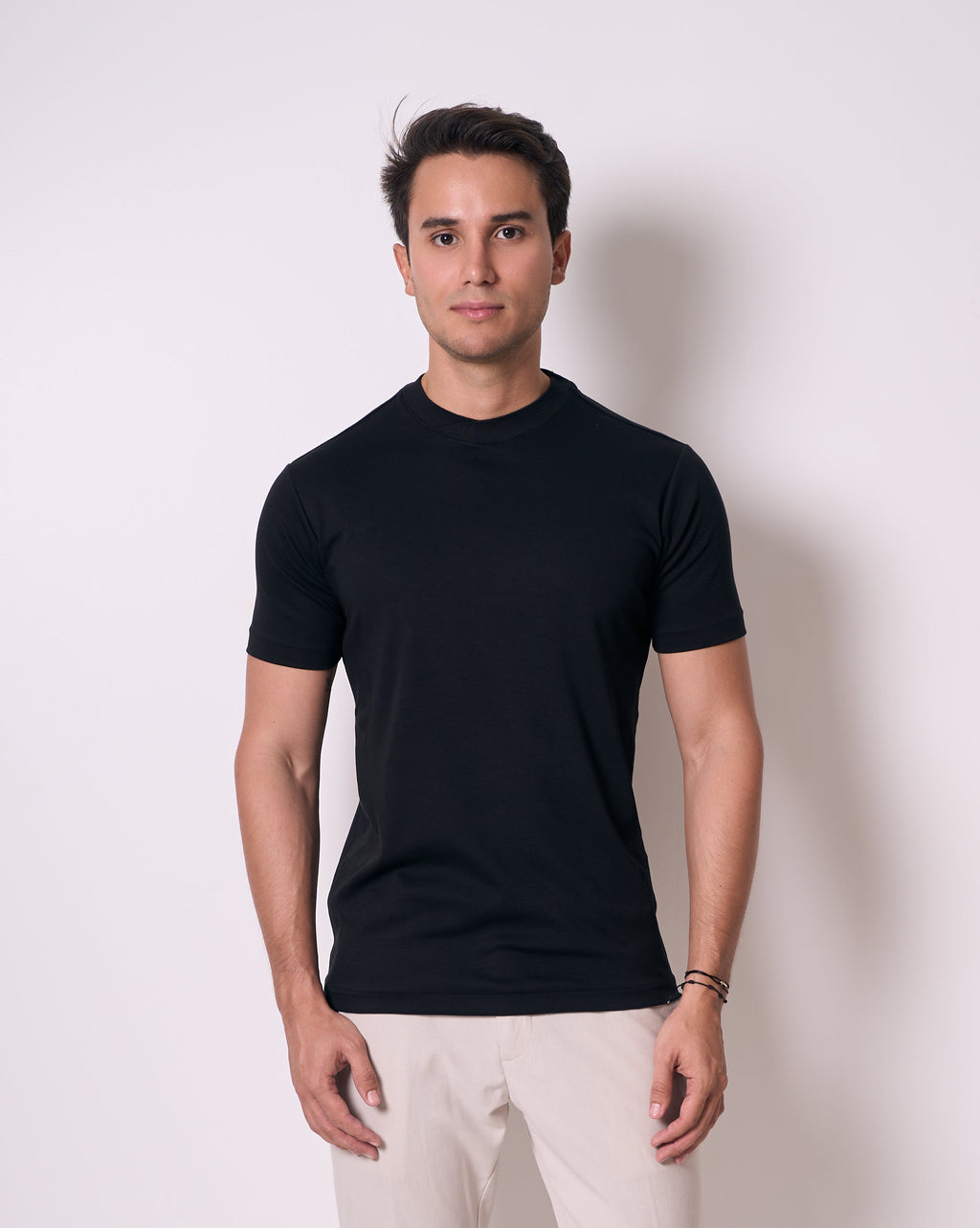 Camiseta Pima - Gola Rolê - Preto