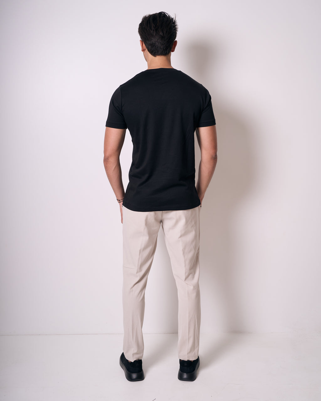 Camiseta Pima - Gola Reta - Preto