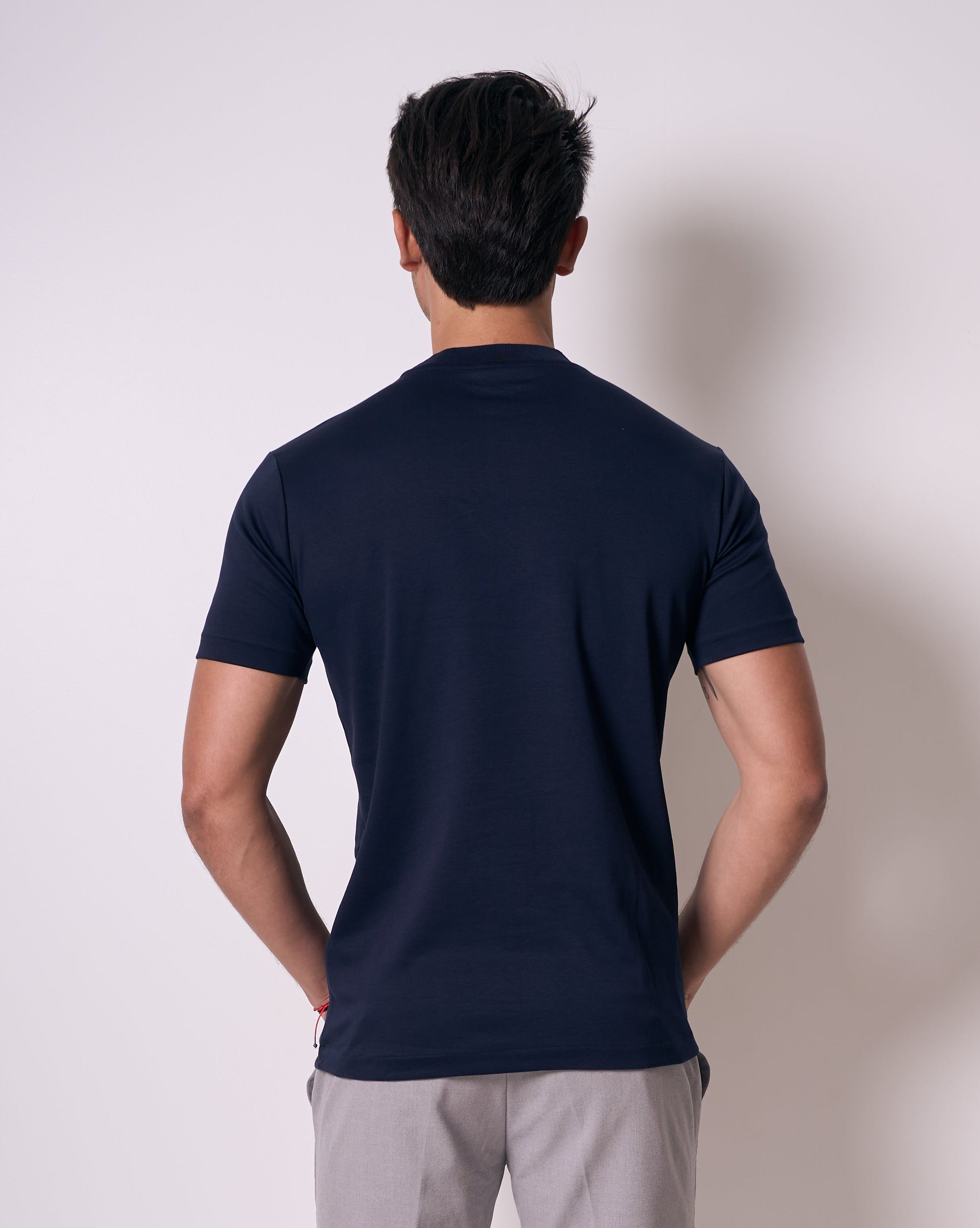 Camiseta Pima - Gola Rolê - Marinho