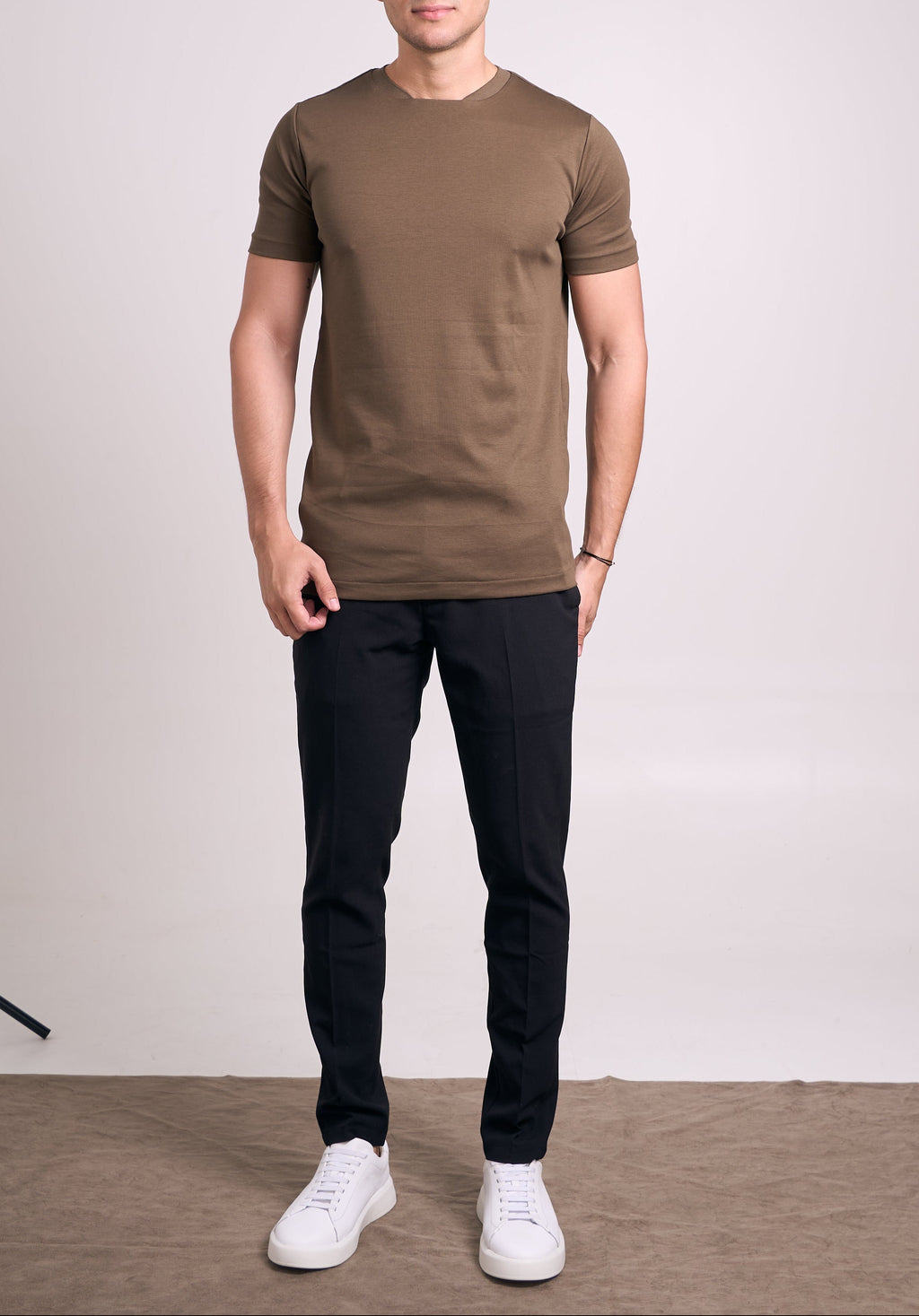 Camiseta Pima - Gola Reta - Verde Oliva