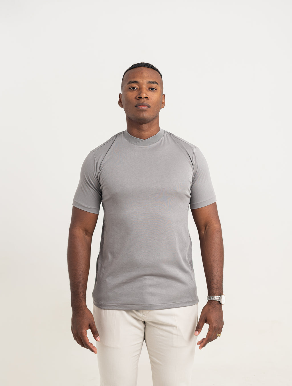 Camiseta Pima - Gola Rolê - Prata