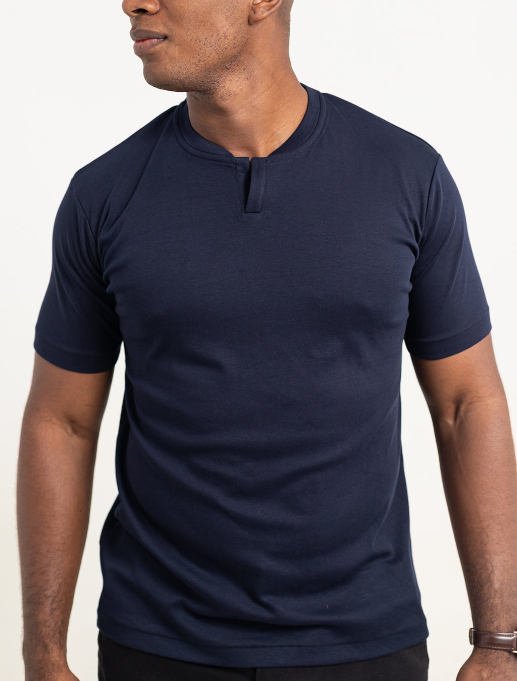 Camiseta Pima - Gola V - Marinho