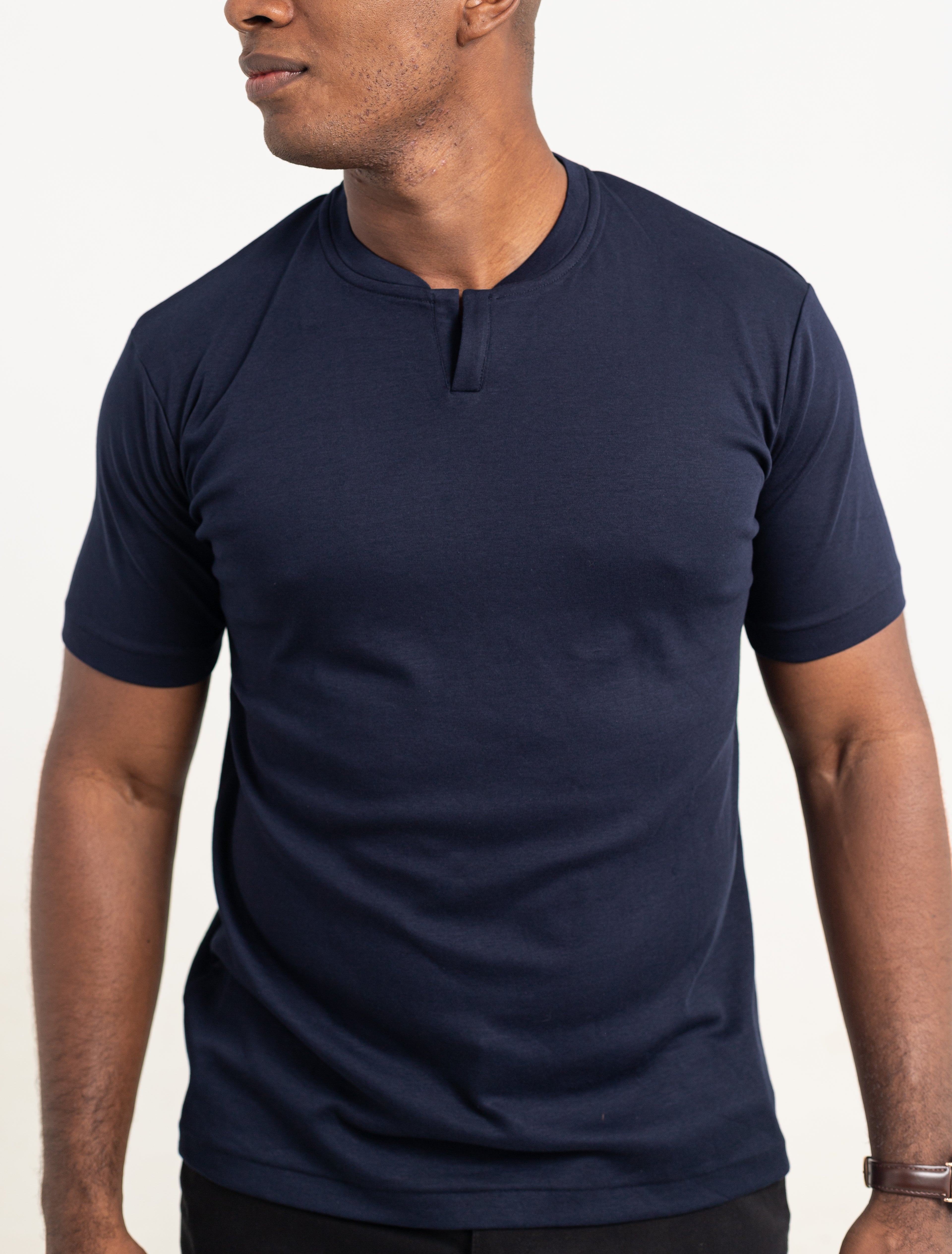 Camiseta Pima - Gola V - Marinho