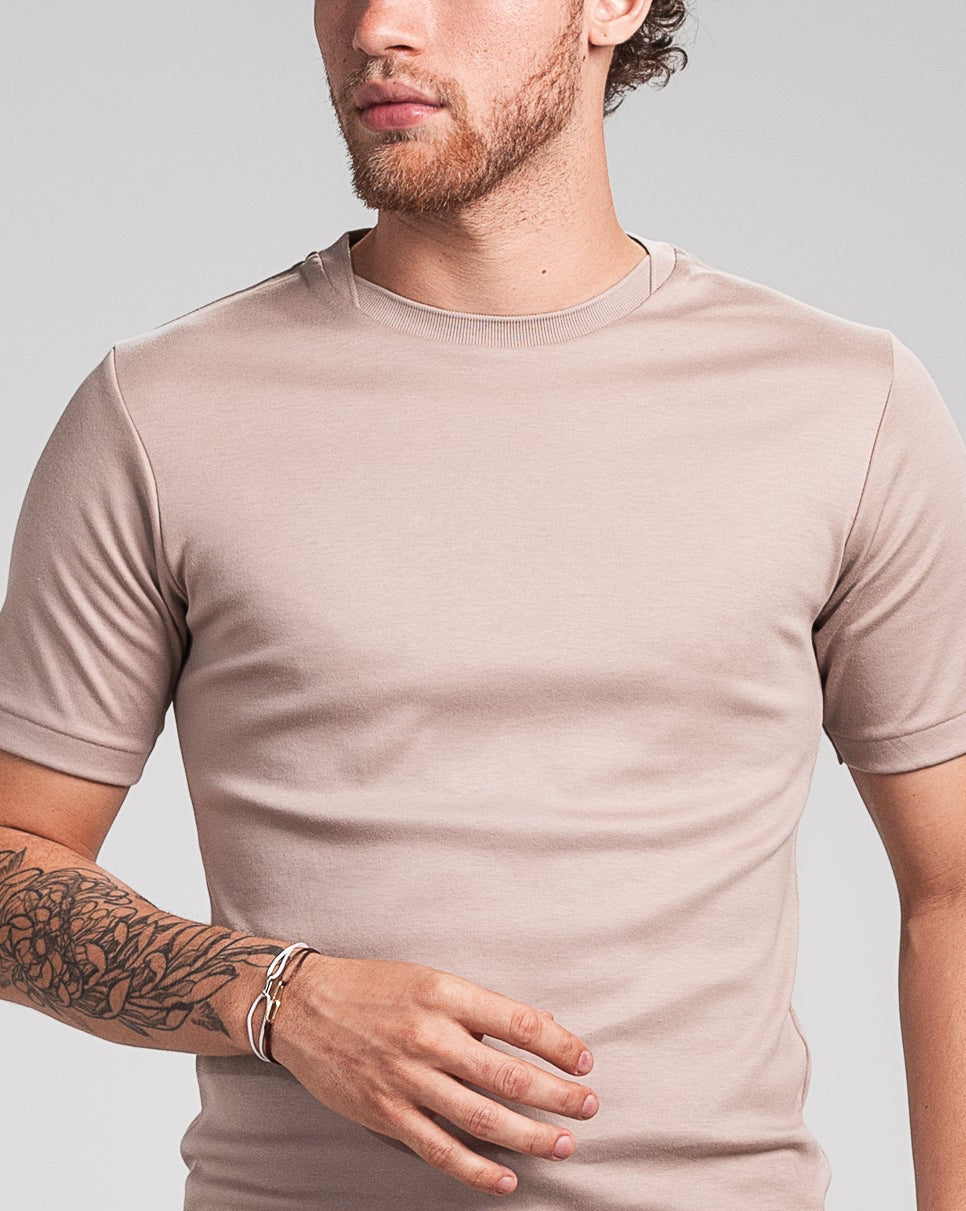 Camiseta Pima - Gola Cruzada Dupla - Goat